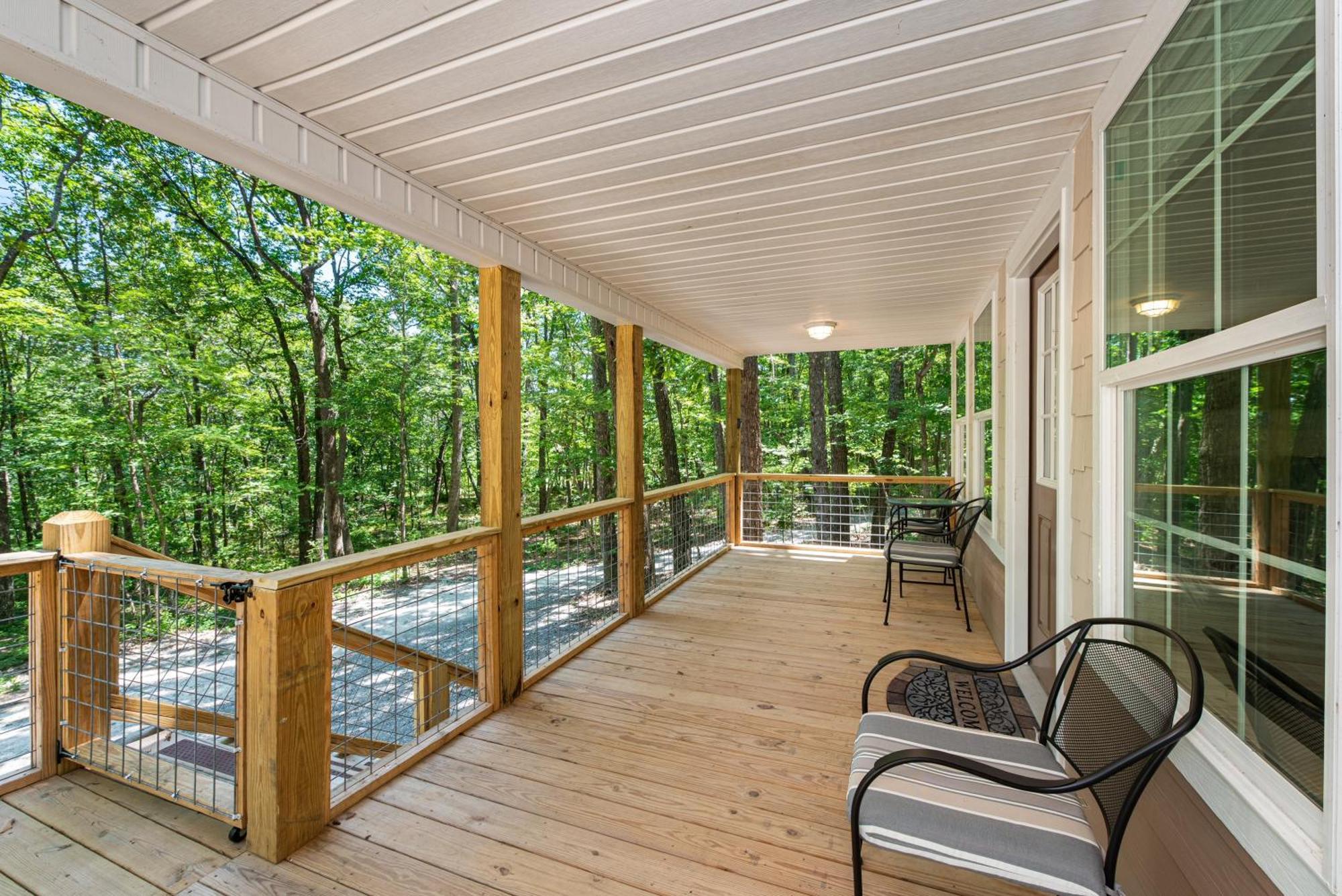 Coyote Cabin At Woodland Retreat At Desoto Beside Desoto State Park Fort Payne Exterior photo